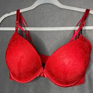 Victoria’s Secret Red Push-Up Bra
